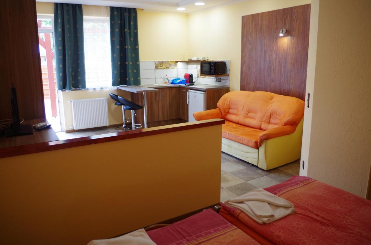 Aranyhal Apartman Heviz Exterior photo