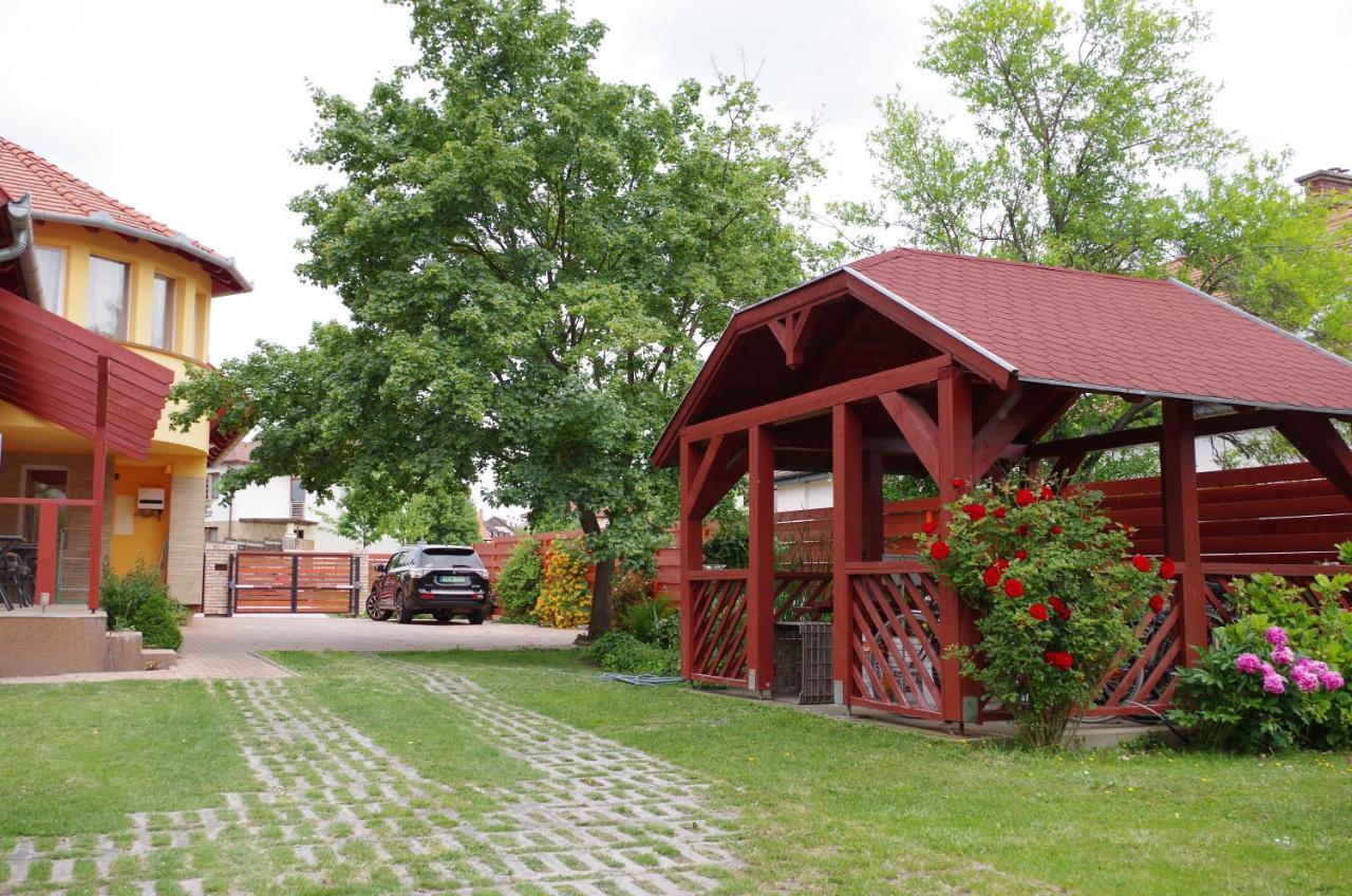 Aranyhal Apartman Heviz Exterior photo
