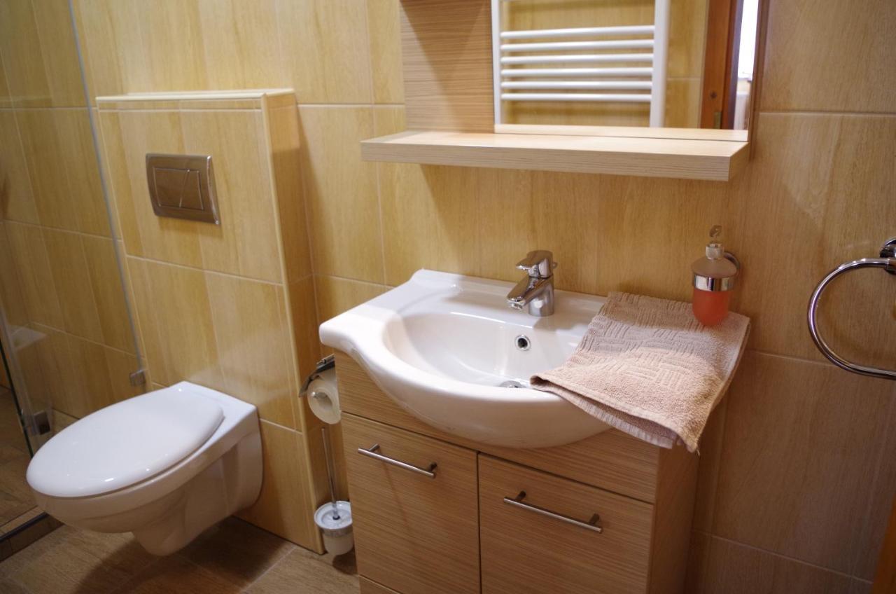 Aranyhal Apartman Heviz Exterior photo