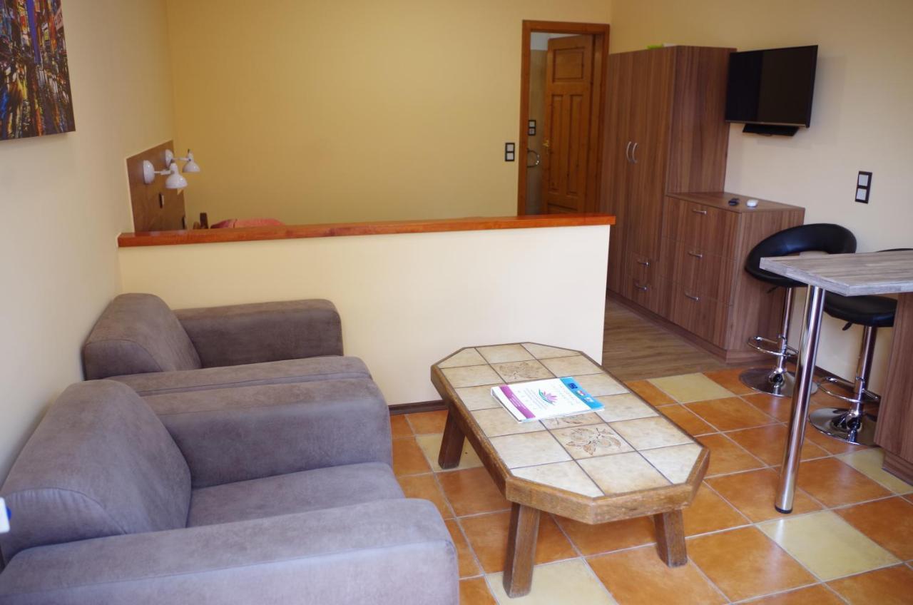 Aranyhal Apartman Heviz Exterior photo