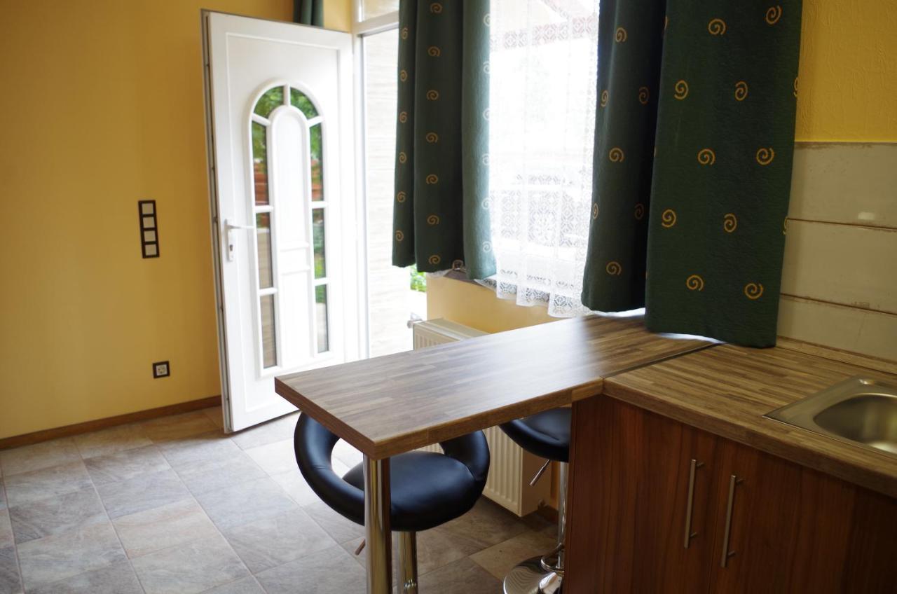 Aranyhal Apartman Heviz Exterior photo