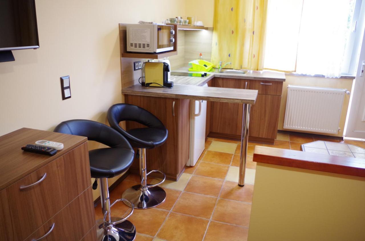 Aranyhal Apartman Heviz Exterior photo