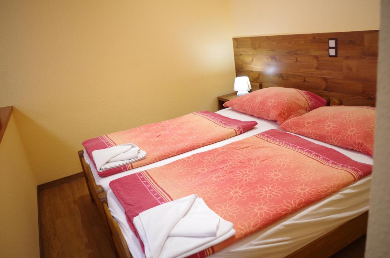 Aranyhal Apartman Heviz Exterior photo