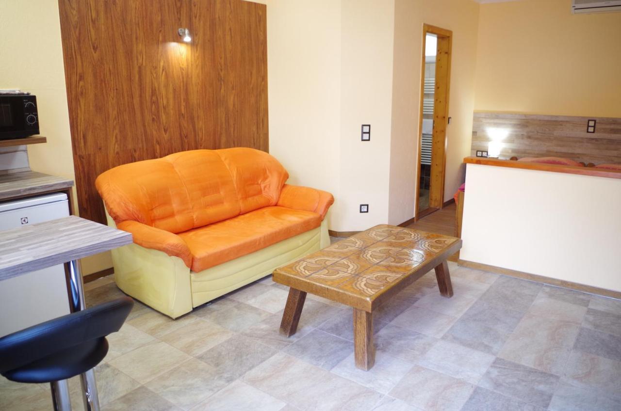 Aranyhal Apartman Heviz Exterior photo
