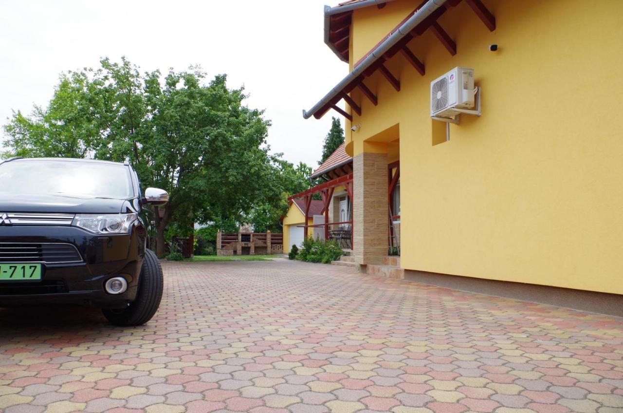 Aranyhal Apartman Heviz Exterior photo